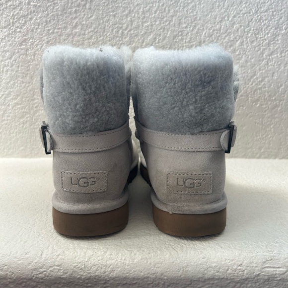 Ugg Classic Mini Boot - Picture 5 of 6